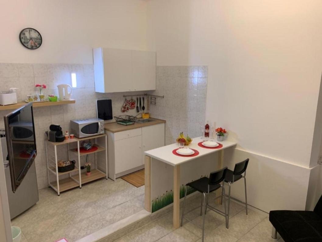 Appartement The Airport House à Catane Extérieur photo